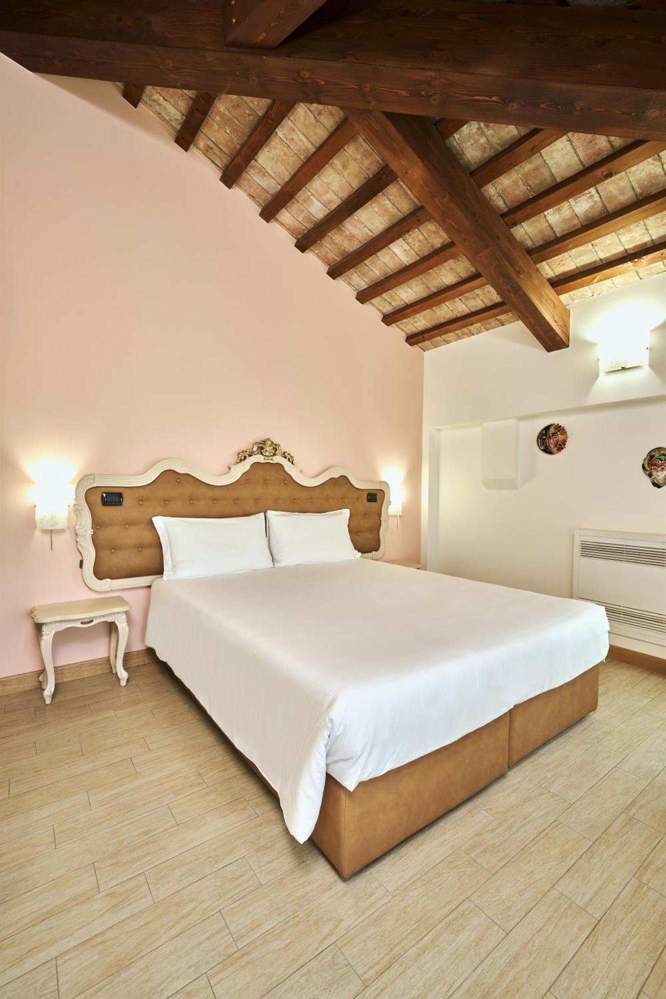 Antica Corte Marchesini 3*