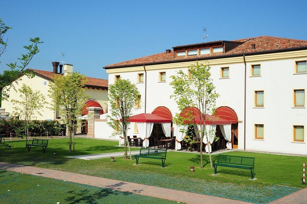 Hotel Antica Corte Marchesini