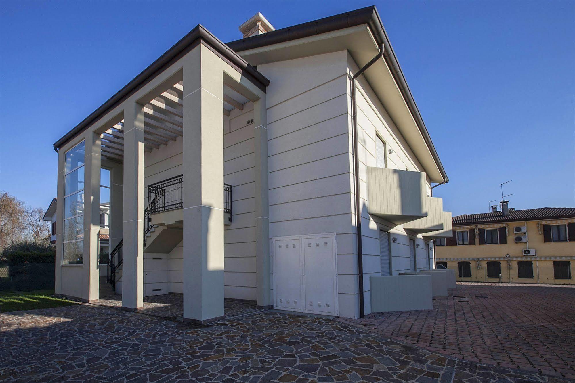 Hotel Antica Corte Marchesini 3*