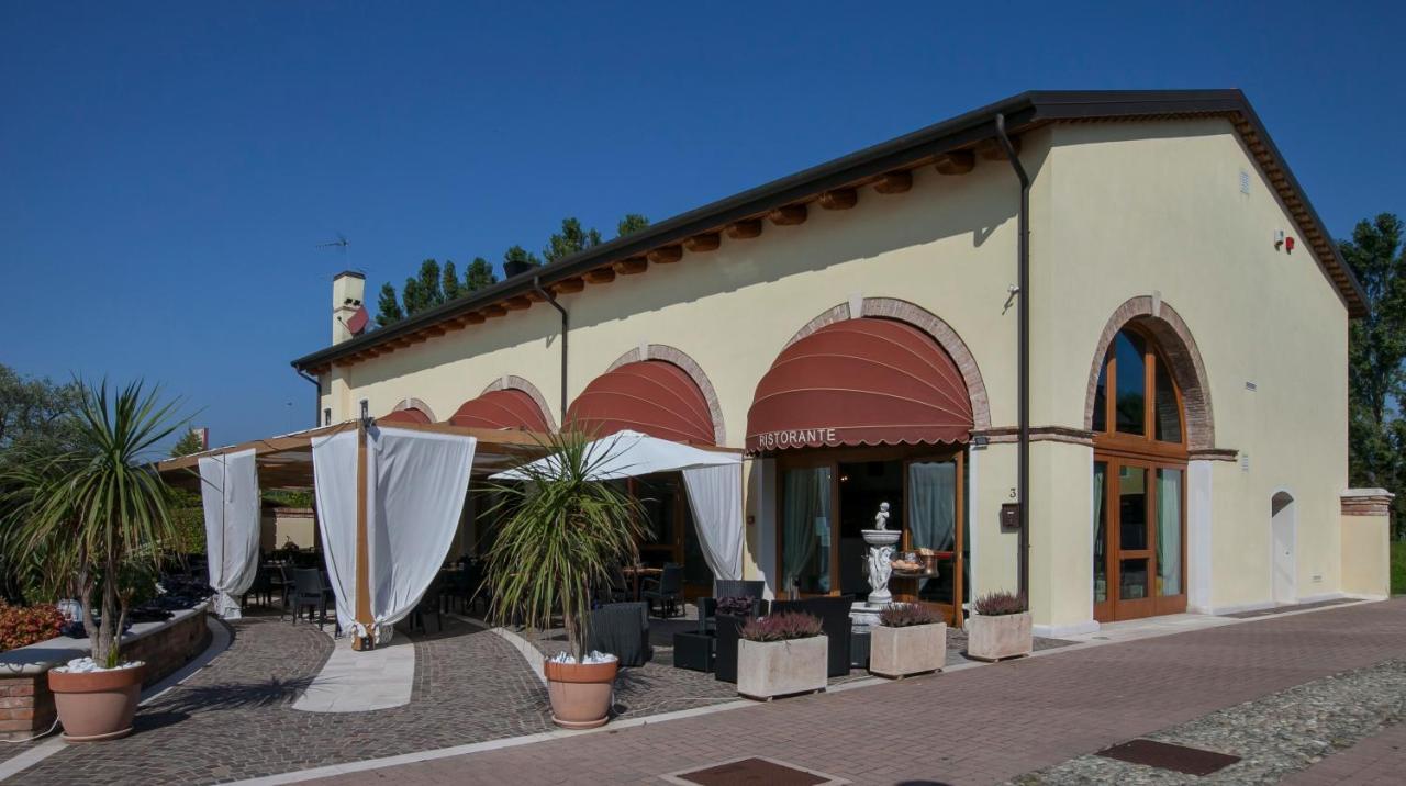 Antica Corte Marchesini Hotel 3*